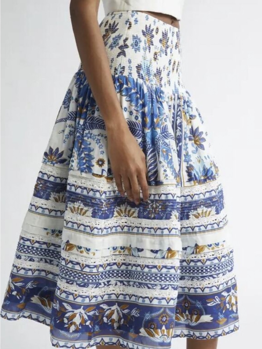 FARM Rio Ana Tapestry blue/white geometric tapestry skirt Size Small